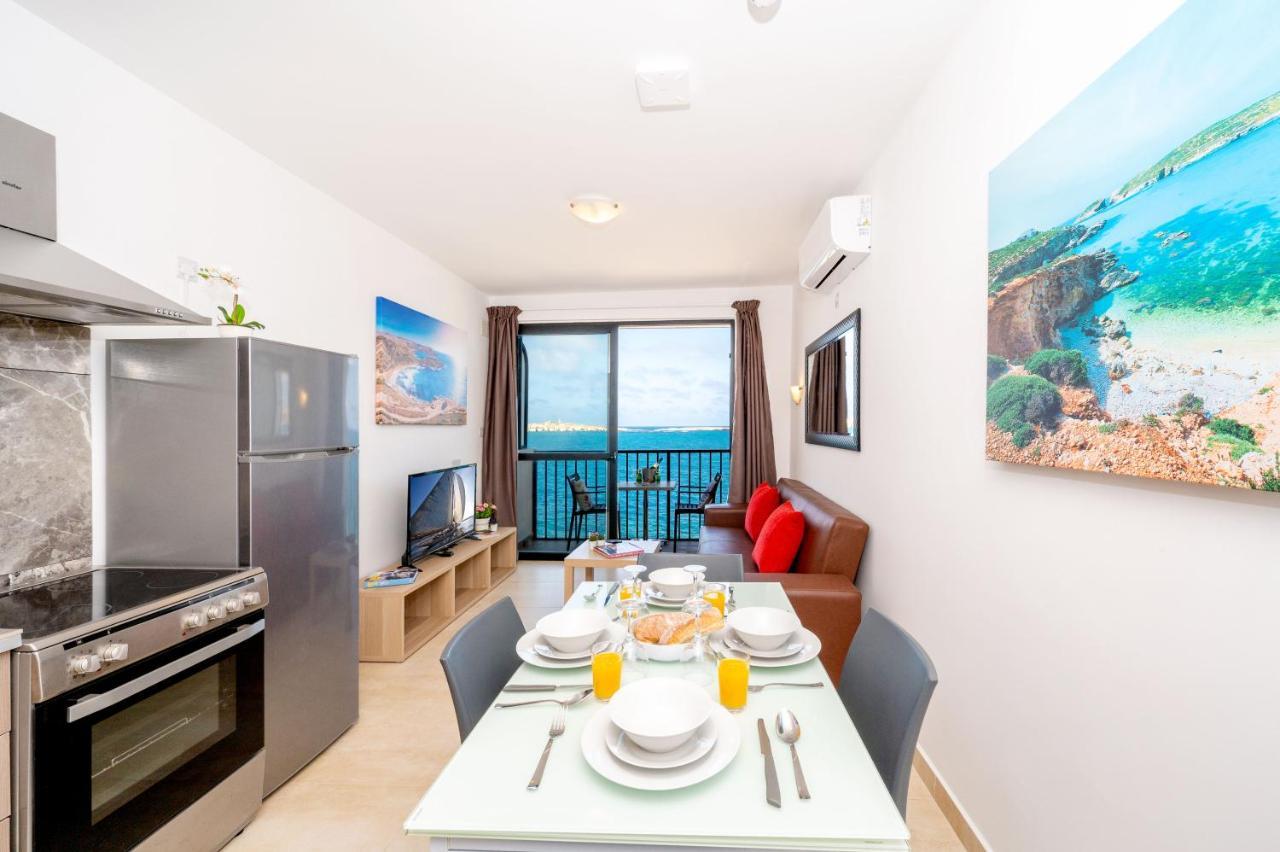 Islet Promenade Seafront 1 Bedroom Apartment With Sea View Balcony By Getawaysmalta เซนต์พอลส์เบย์ ภายนอก รูปภาพ
