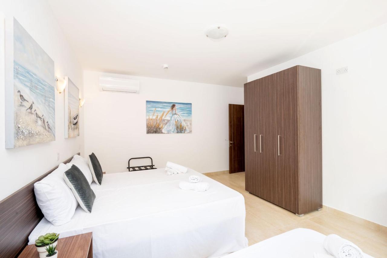 Islet Promenade Seafront 1 Bedroom Apartment With Sea View Balcony By Getawaysmalta เซนต์พอลส์เบย์ ภายนอก รูปภาพ